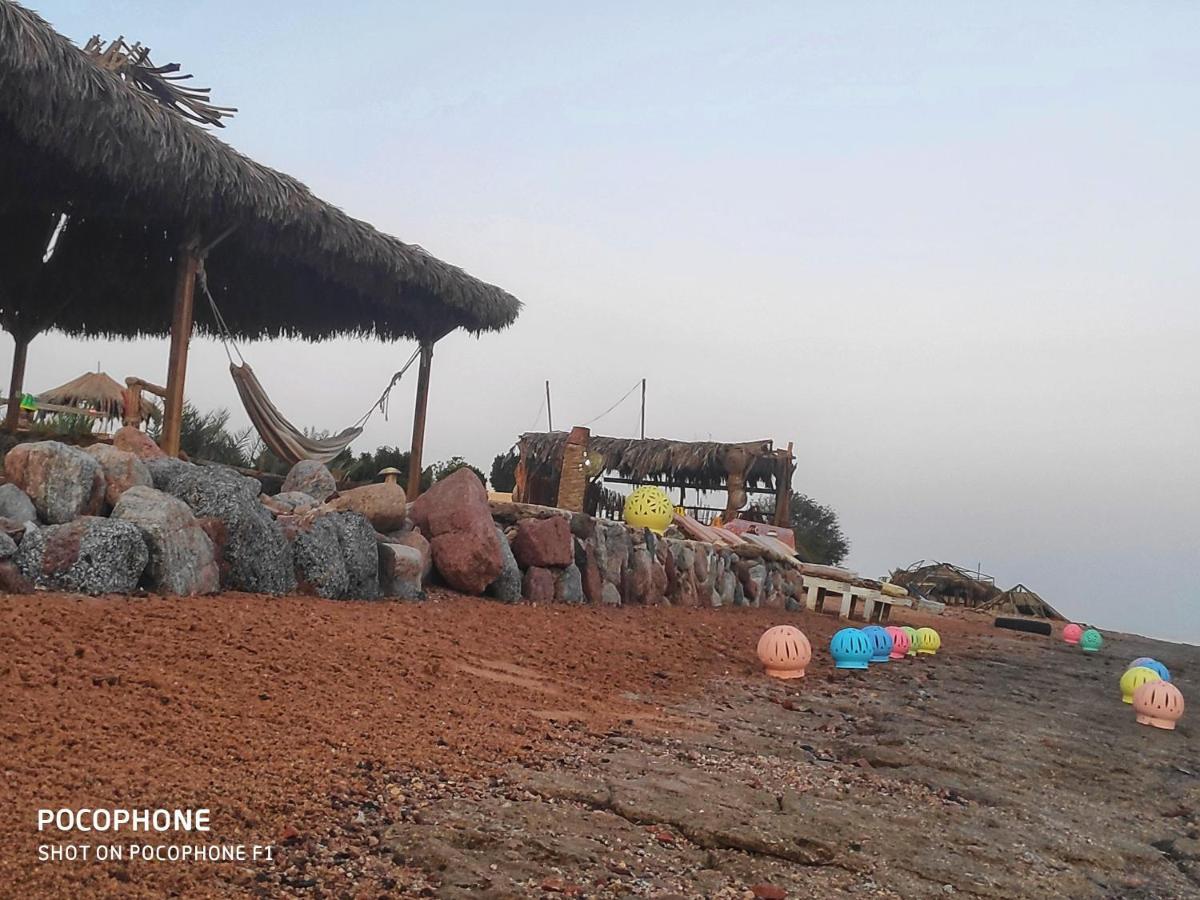 Sababa Beach Camp Bed & Breakfast Nuweiba` Екстериор снимка